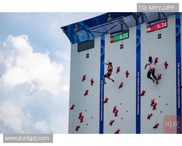 成都攀岩队与武汉攀岩队的团队协作赛后分析与反思 成都攀岩队与武汉攀岩队的团队协作赛后分析与反思