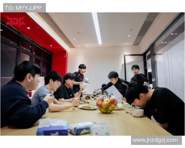 全明星赛回顾：JDG展现超强心理素质与团队协作能力