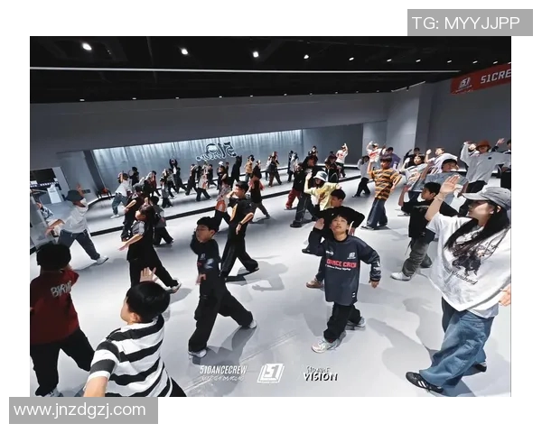 武汉街舞队的蜕变与成长：一段街舞文化的真实记录与探索之旅