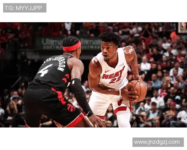 吉米巴特勒领衔热火队奋战季后赛展现超强领导力与团队精神 吉米巴特勒领衔热火队奋战季后赛展现超强领导力与团队精神