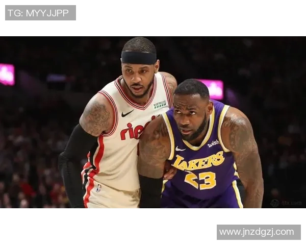 安东尼与詹姆斯对决回顾：篮球场上的传奇之战与友谊的碰撞
