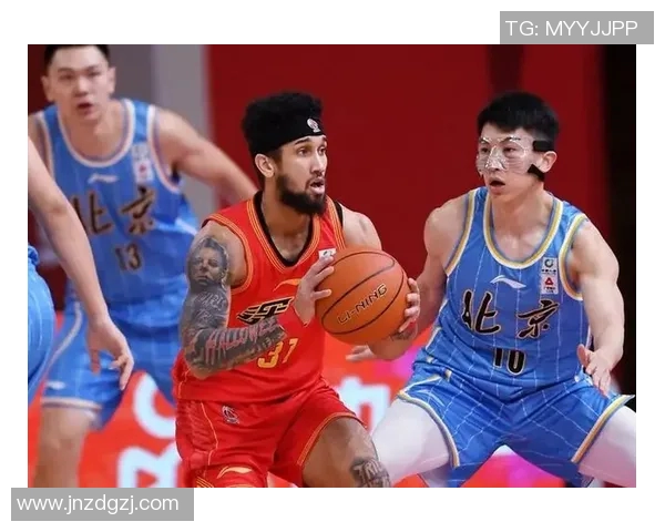 湖人队与魔术队激战成和最终比分揭晓引发球迷热议 湖人队与魔术队激战成和最终比分揭晓引发球迷热议