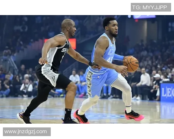 马刺与骑士首场对决精彩回顾双方明星球员表现如何