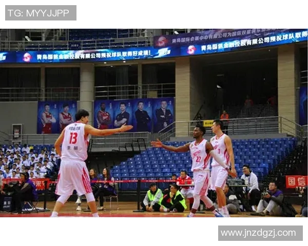 青岛国信双星迎战南京队力争主场胜利展现球队实力与斗志