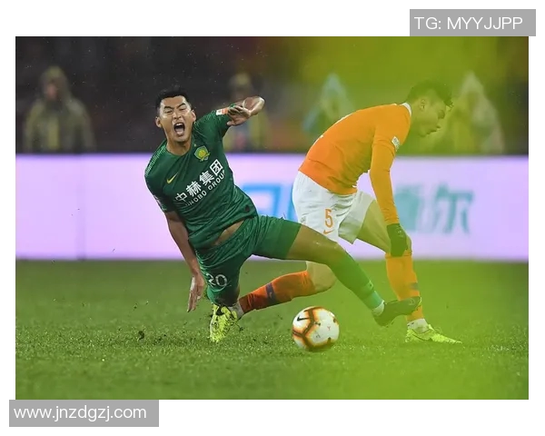 北京中赫国安迎战武汉球队全力争胜展现足球魅力与激情