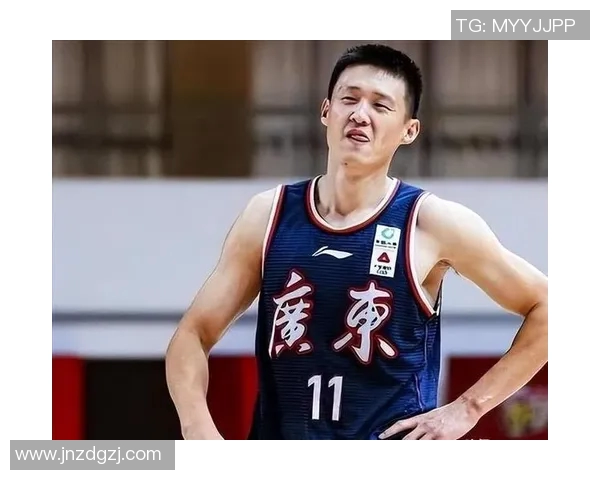 周鹏的篮球之路：从青涩少年到CBA传奇的成长历程与心路历程