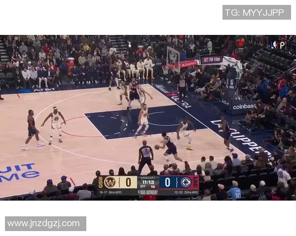 NBA快船与勇士激战正酣比分更新精彩瞬间回顾与分析