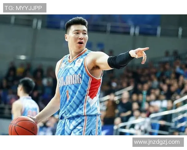 李根的篮球之路：从青涩少年到CBA明星的成长历程与奋斗故事