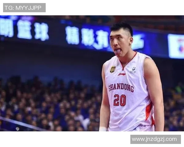 赵岩昊的篮球之路与成长故事探秘从青涩少年到职业球员的蜕变历程 赵岩昊的篮球之路与成长故事探秘从青涩少年到职业球员的蜕变历程