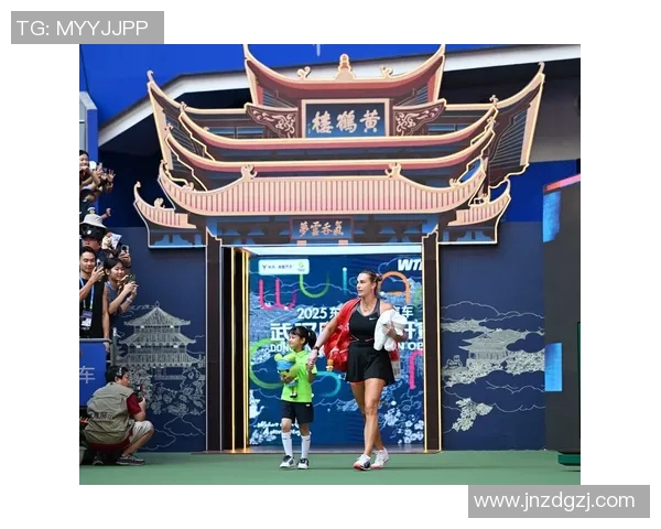 武汉网球队的灵活性揭秘：网球巨献背后的训练与策略探索